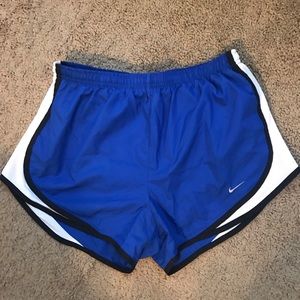 NIKE DRIFIT Running Shorts